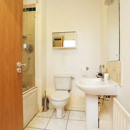 Convenient 1 Bedroom *